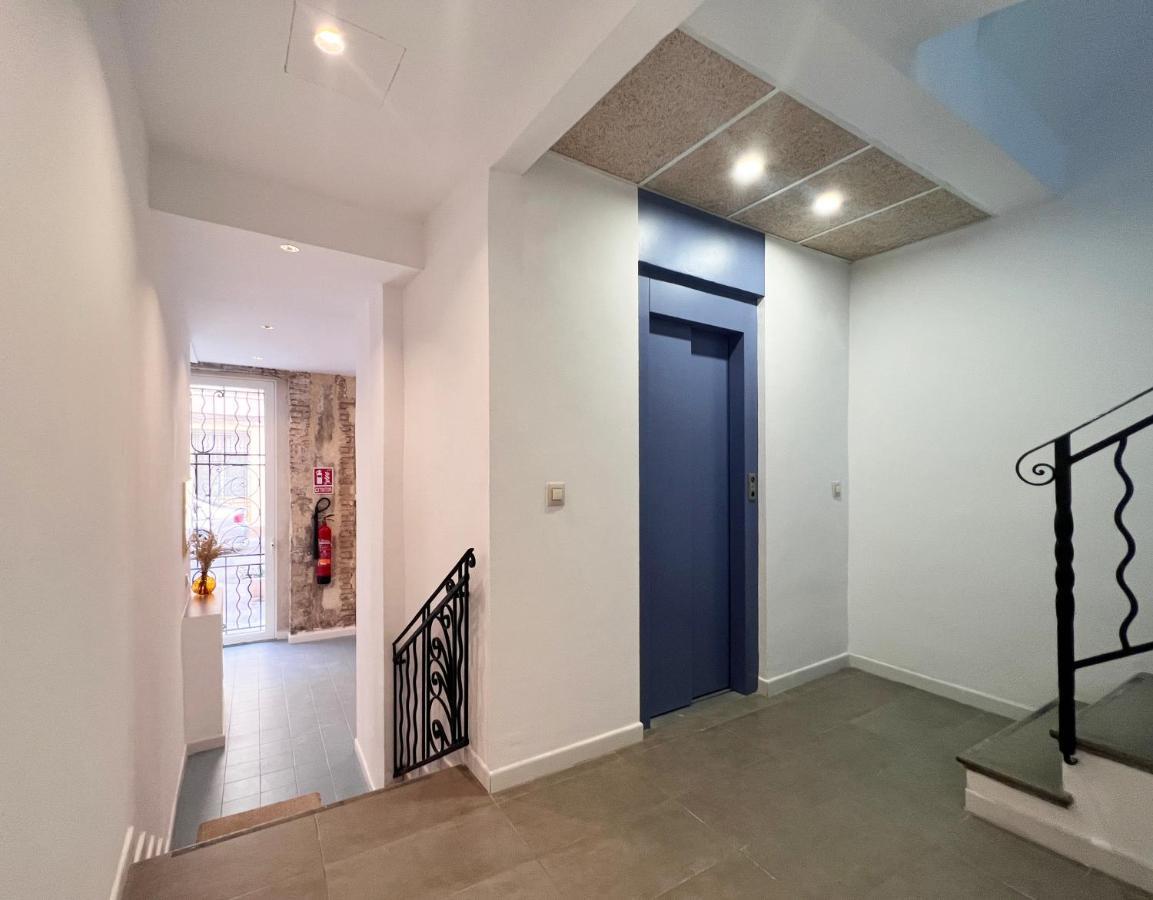 Maritime Apartamentos Cabanal Valencia Exterior photo