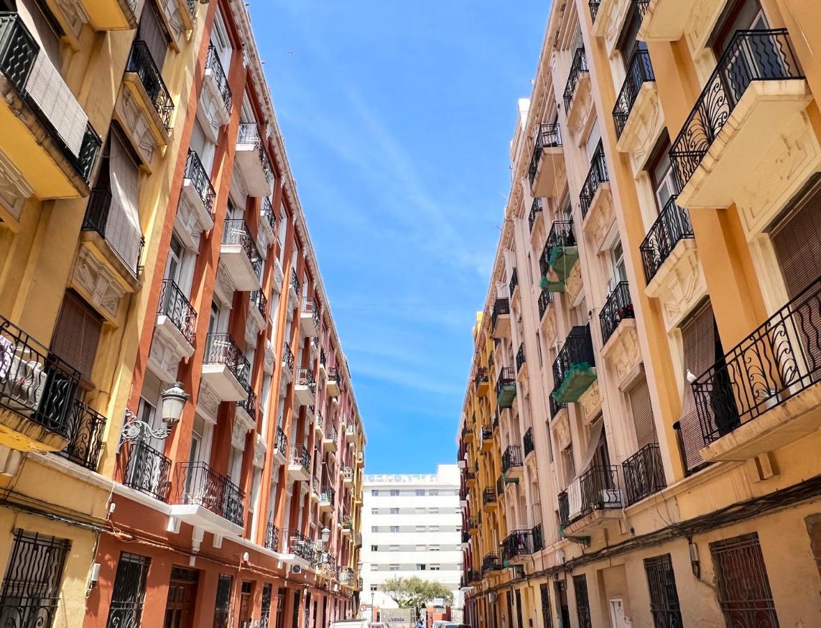 Maritime Apartamentos Cabanal Valencia Exterior photo
